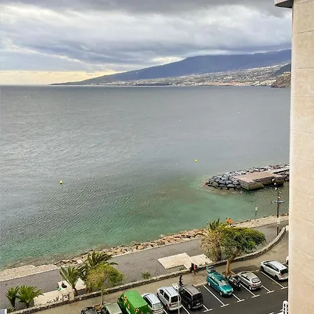 Апартаменты Seafront 33