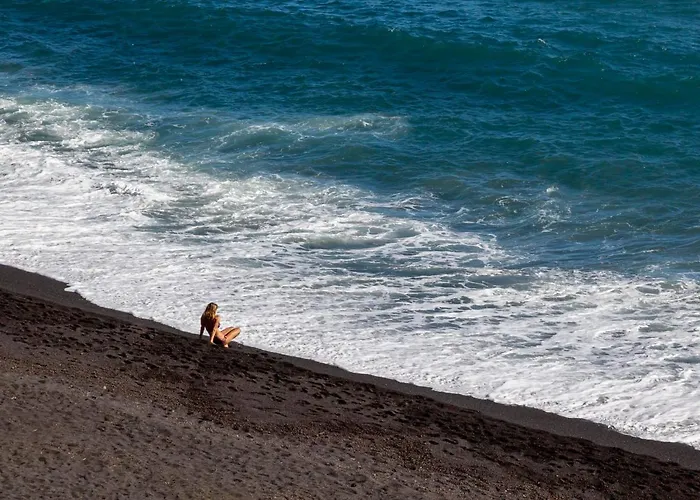 Seafront 33