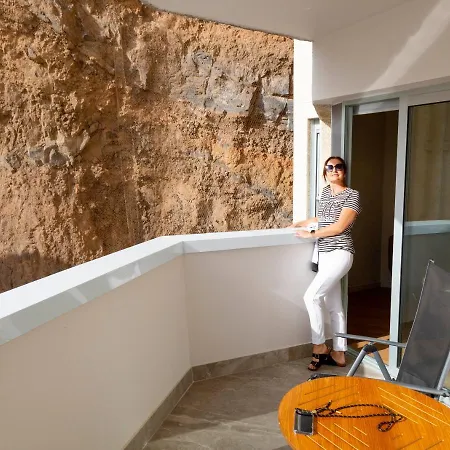 Apartamento Seafront 33